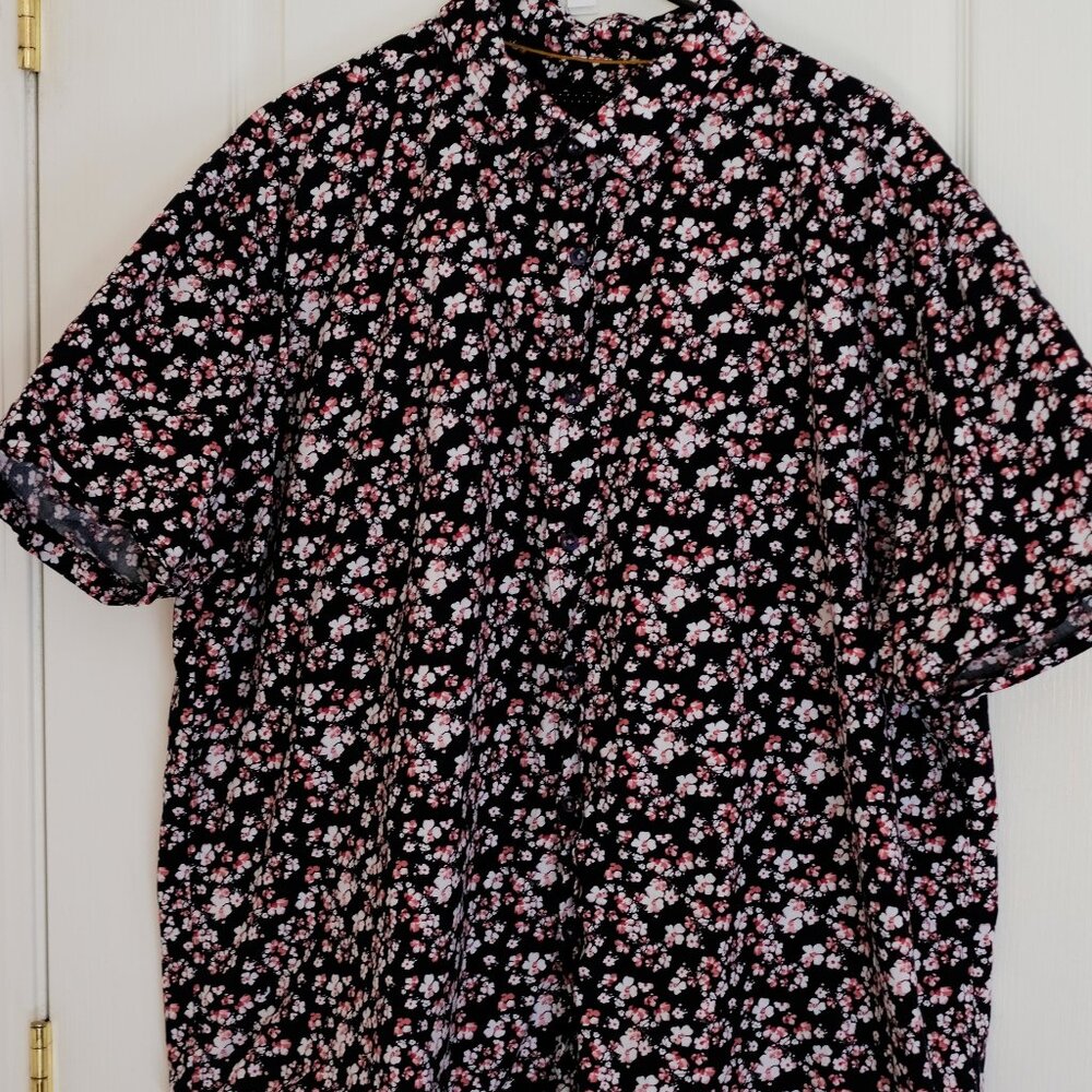 Gentlemens Outfitters Short Sleeve Button Up Flowered Shirt, Size XXXL